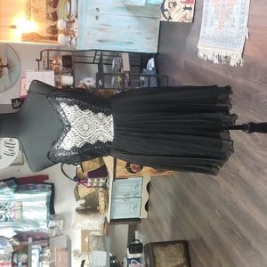 Lily rose lace Cocktail dress NWT ar"